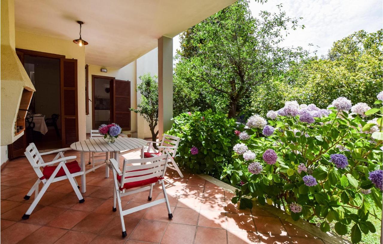 Cozy Home In Anguillara Sabazia With Kitchenette Exterior photo