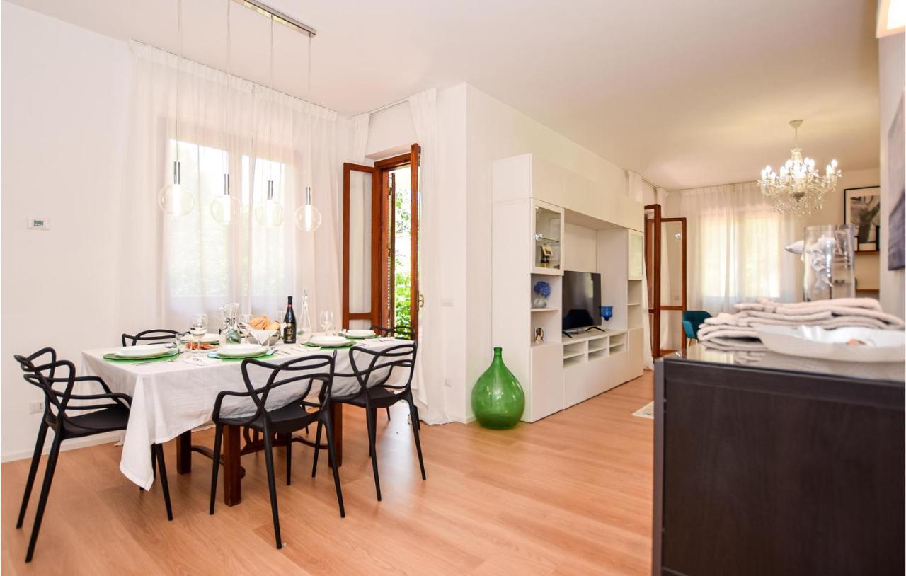 Cozy Home In Anguillara Sabazia With Kitchenette Exterior photo